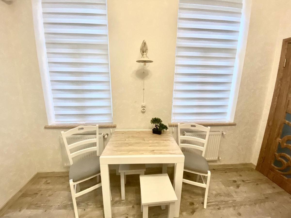 Apartment On Balabana Street ลวีฟ ภายนอก รูปภาพ